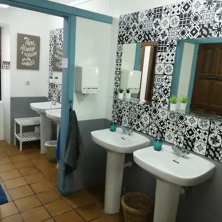 Refugio La Ardilla Real Hostel