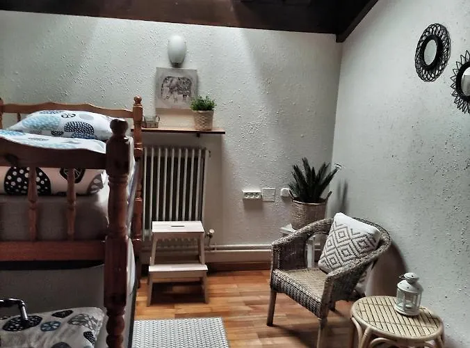 Refugio La Ardilla Real * 포사다 데 발데온